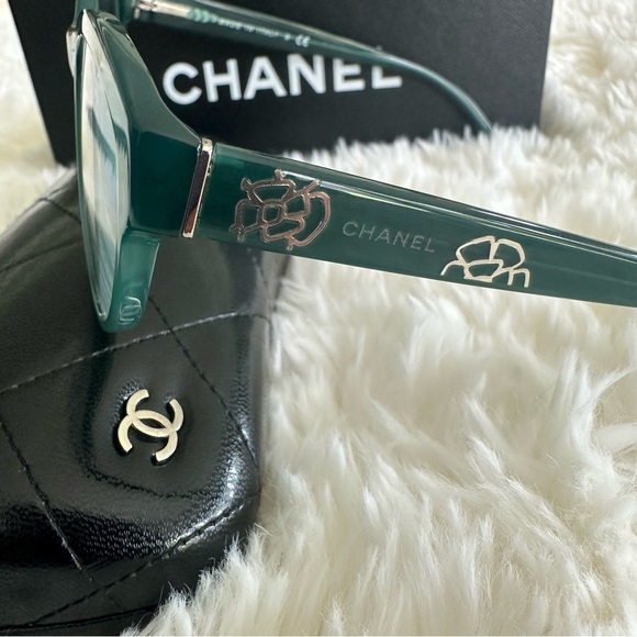 Authentic Green CHANEL Eyeglasses 3256 c.1269 - Picture 2 of 7